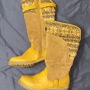 Tan Muk Luks boots